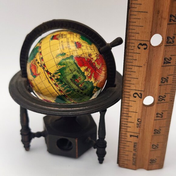 Miniature Diecast Brass Metal World Globe Pencil Sharpener Vintage HONG KONG - Picture 8 of 9